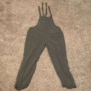 Aerie overalls size M